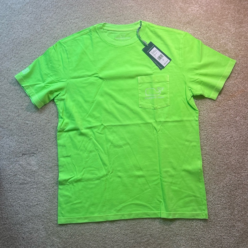 Vineyard Vines Men’s Graphic Pocket Tee
